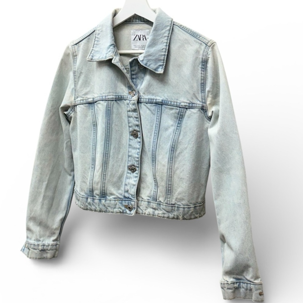 Zara | Light Wash Distressed Denim Jacket